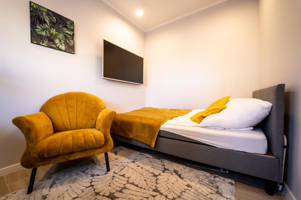 Kolorowe Apartamenty W Mielnie! 350M Od Plazy - 100M Od Jeziora! ميلنو المظهر الخارجي الصورة